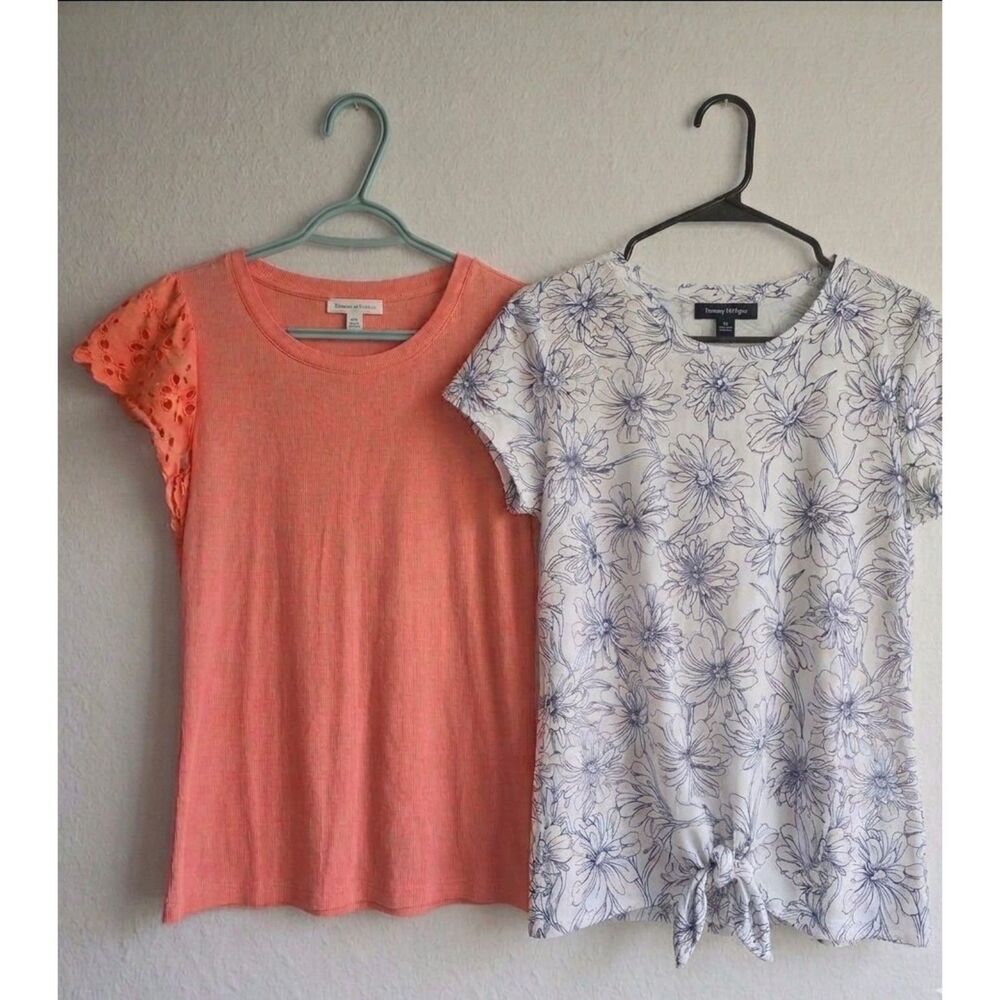 GAP & Tommy Hilfiger Blouse Bundle Size M Coral Floral Knit Top Custom Set Lot